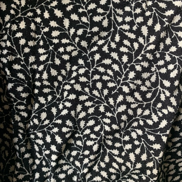 H&M Longsleeve Flowy Minidress - Picture 4 of 4